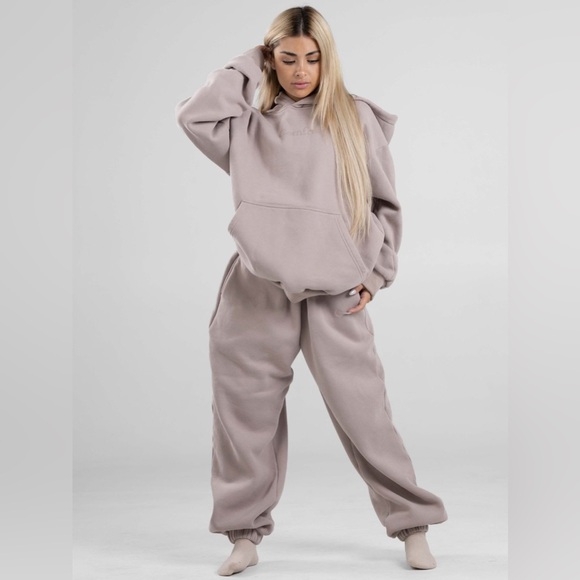 Comfrt Pants - Cmfrt sweatshirt and sweatpants 2 piece set beige taupe unisex